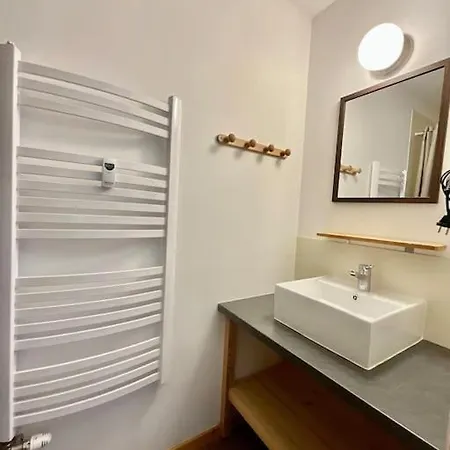 Apartment Le Petit Loup, Neuf Avec Jardin *